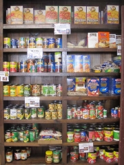 sharon-food-shelf-img_2110